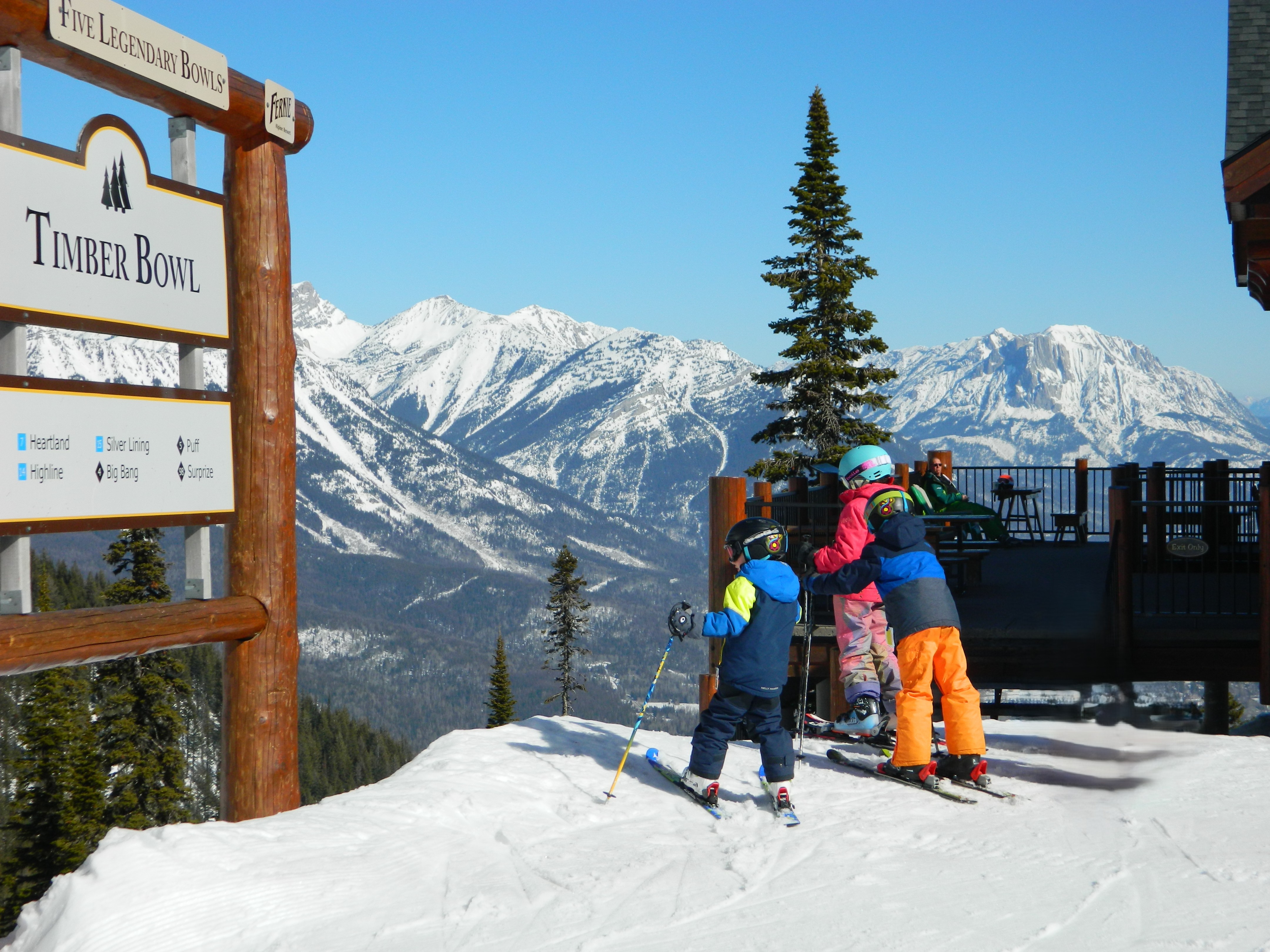 Fernie FAR Out Fridays (Ages 6 – 12) – Ski