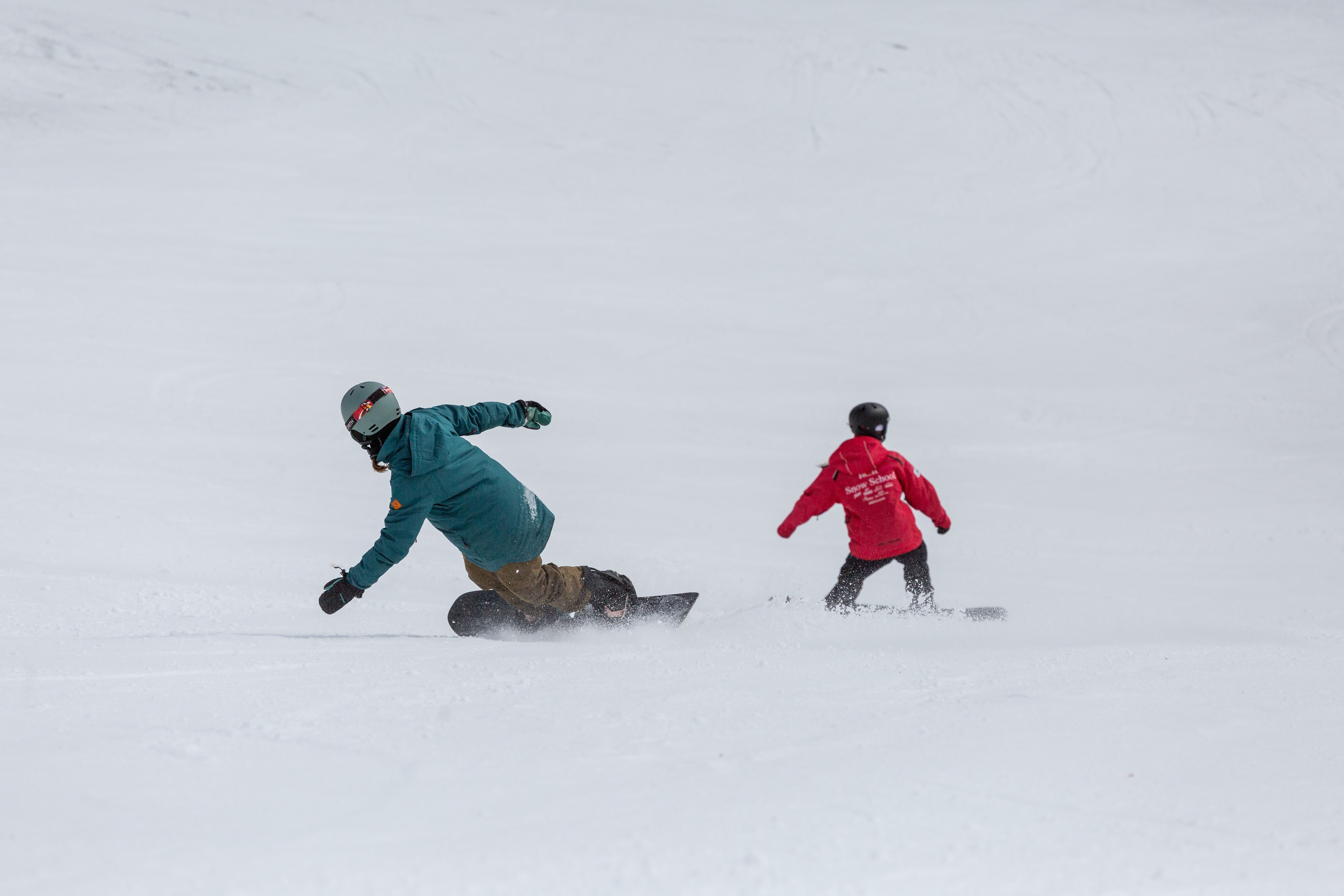 Kids Early Season Private Snowboard Lesson (Age 4-12)
