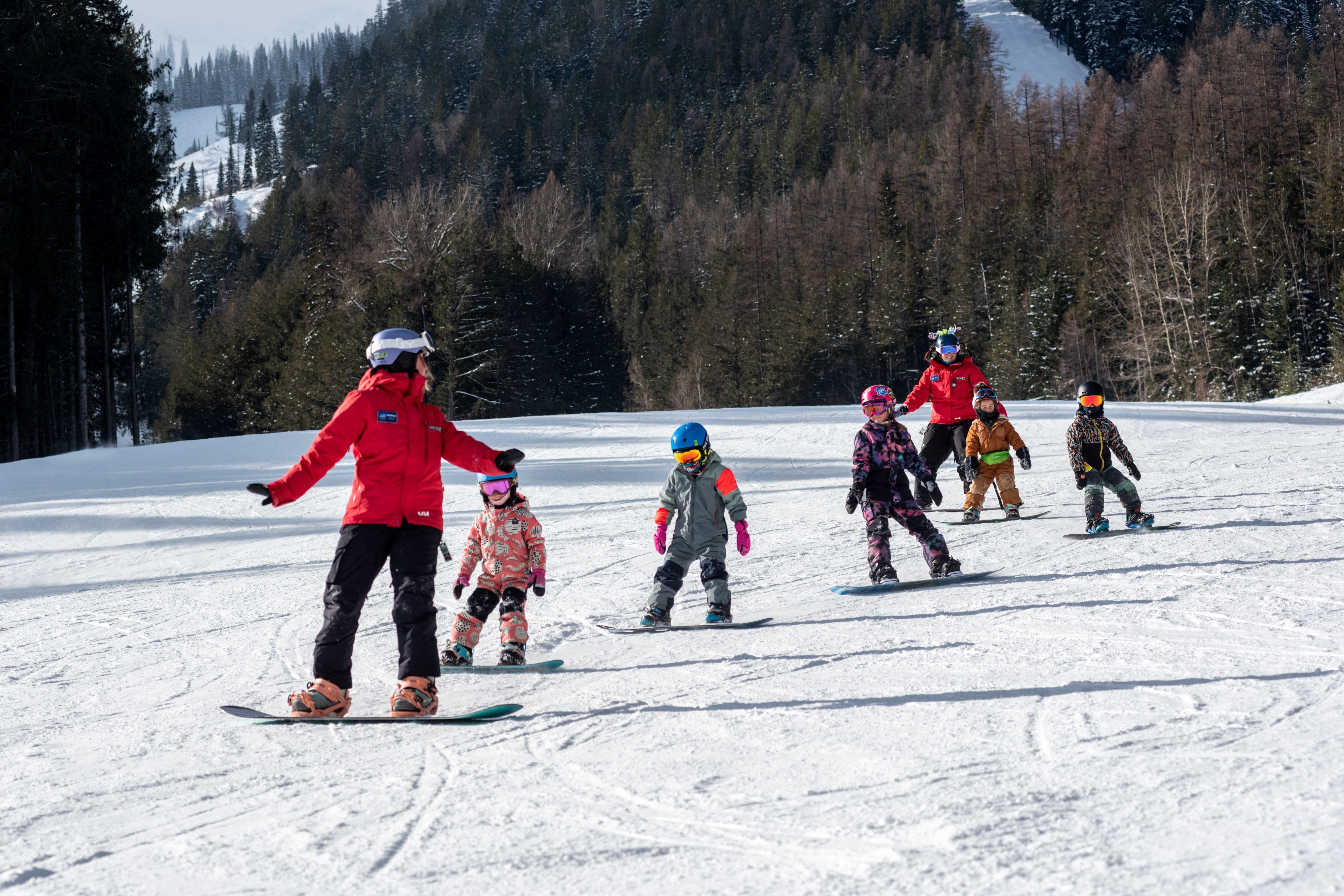Kids Half Day Group Snowboard Lesson (Age 6-12)